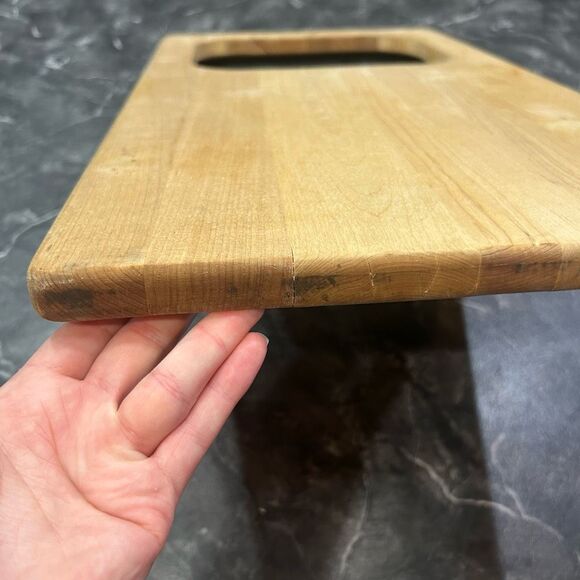 Zwilling Wooden Cutting Board with Insert Spot - Picture 5 of 12